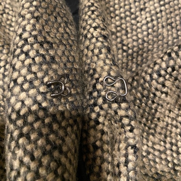 BB DAKOTA Coat. - Picture 3 of 7